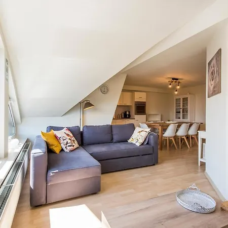 Modern And Large 2 Bedroom In Westende Apartmán *