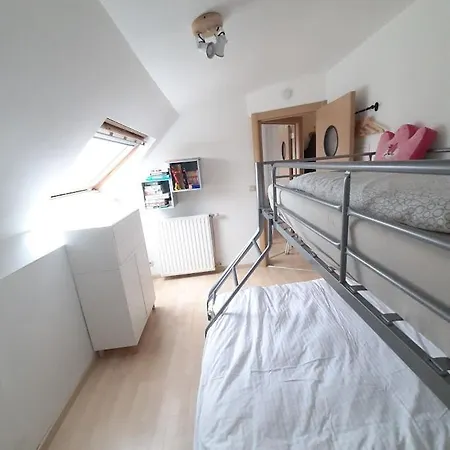 Modern And Large 2 Bedroom In Westende *