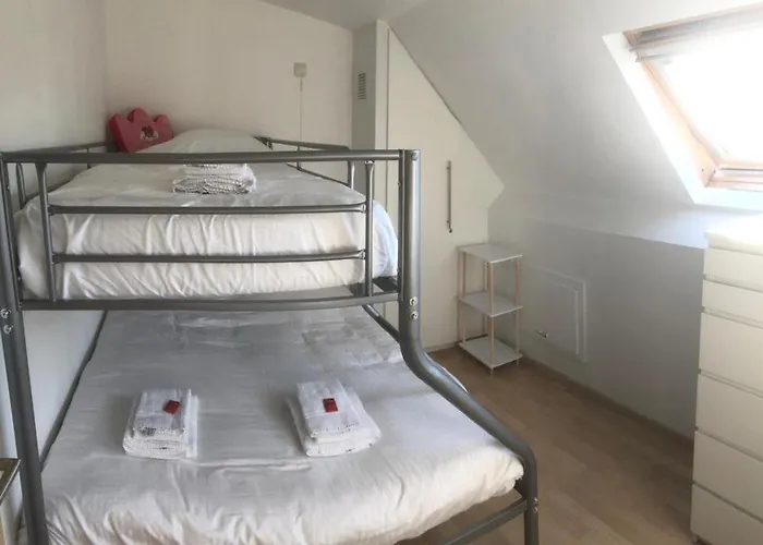 Apartment Modern And Large 2 Bedroom In Westende